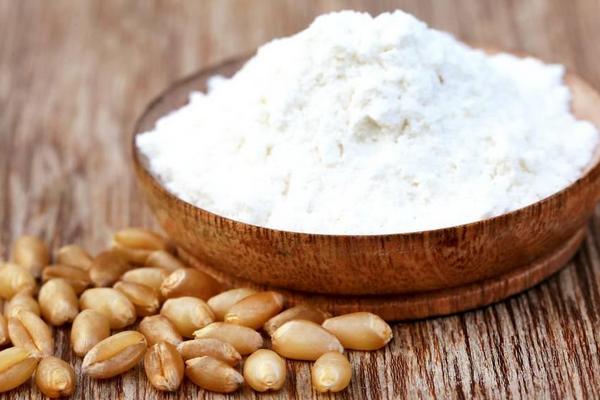 小麦粉是低筋面粉吗？