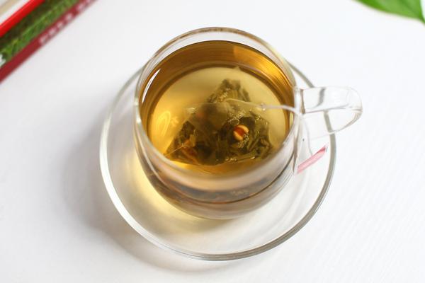 荷叶山楂茶的做法