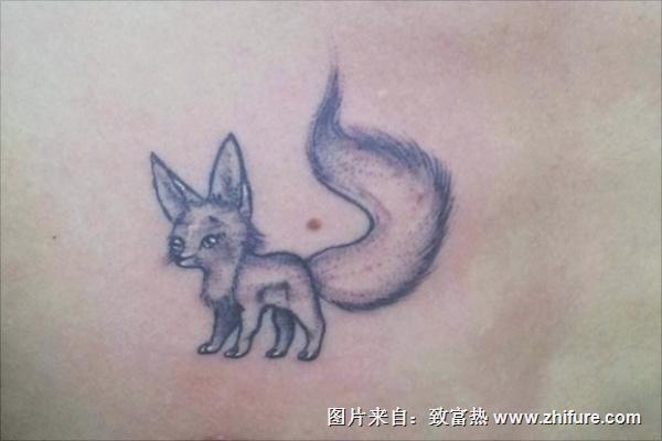 狐狸纹身图案大全